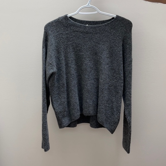 Grey fuzzy sweater from H&M. - Picture 1 of 2